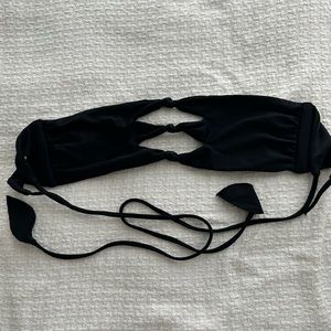 Benoa black Kayla top